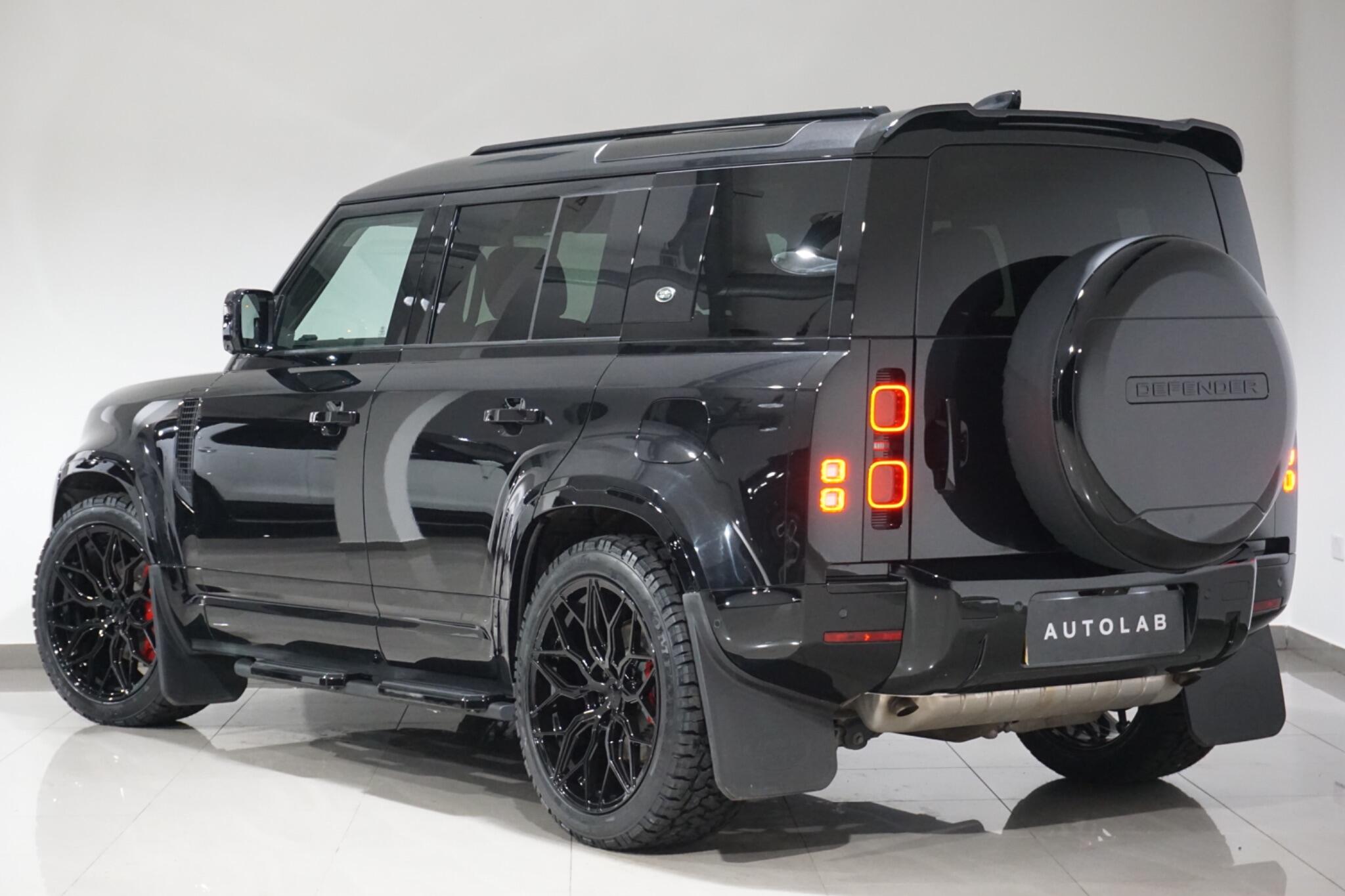 Land Rover Defender 110 2.0 P400e 15.4kWh XS Edition SUV 5dr Petrol Plug-in Hybrid Auto 4WD Euro 6 (s/s) (404 ps)